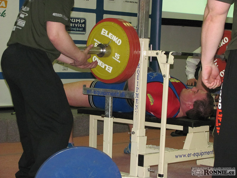 M�R v silov�m trojboji junior� a dorostu 2013