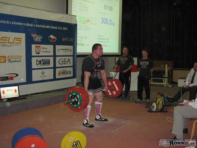 M�R v silov�m trojboji junior� a dorostu 2013