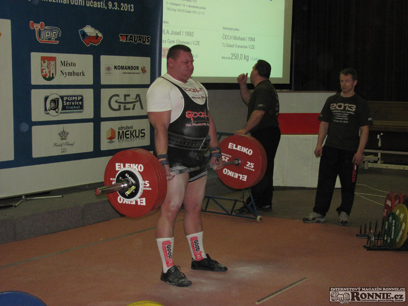 M�R v silov�m trojboji junior� a dorostu 2013