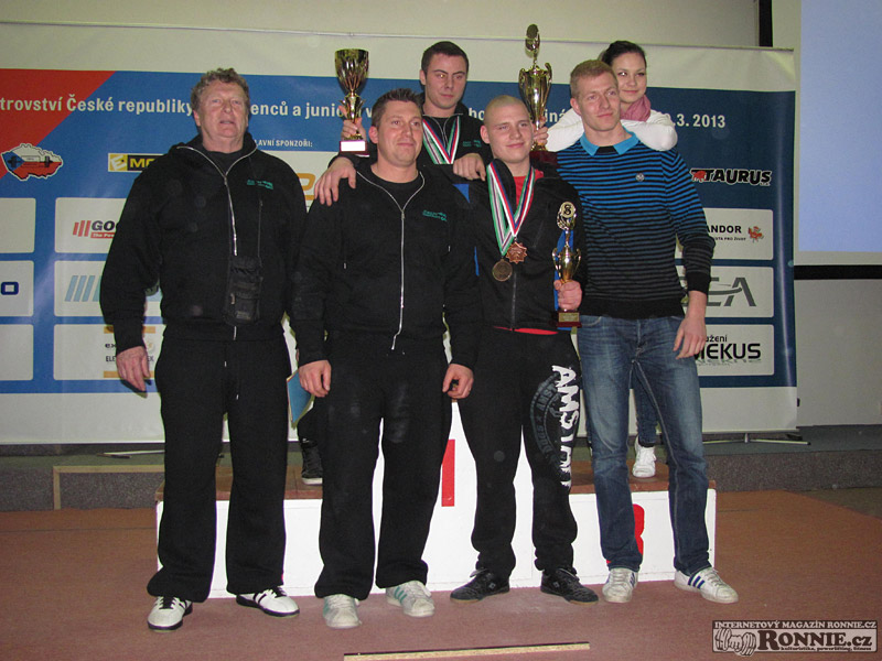 M�R v silov�m trojboji junior� a dorostu 2013