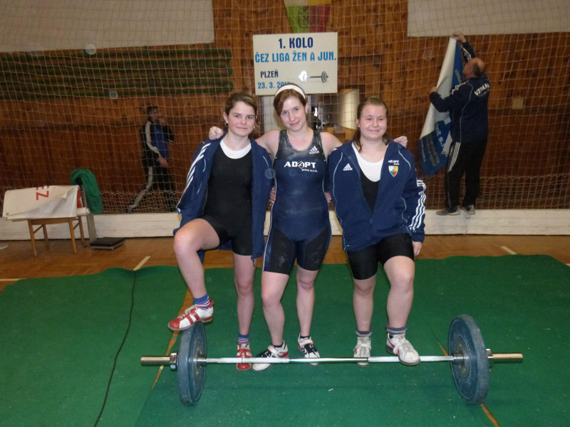 �EZ liga ve vzp�r�n� dru�stev �en a juniorek (1. kolo) 2013