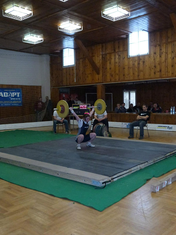 �EZ liga ve vzp�r�n� dru�stev �en a juniorek (1. kolo) 2013