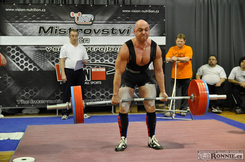 Mistrovstv� �R v silov�m trojboji mu�� a �en 2013