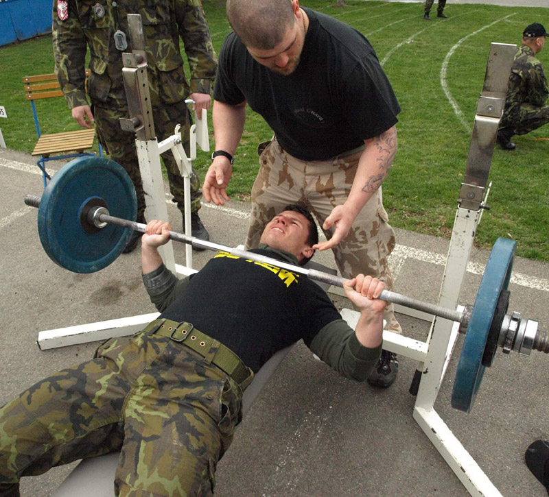 Bench-press na �as