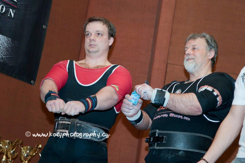 F�ST: Mistrovstv� �R v bench-pressu a silov�m trojboji 2013