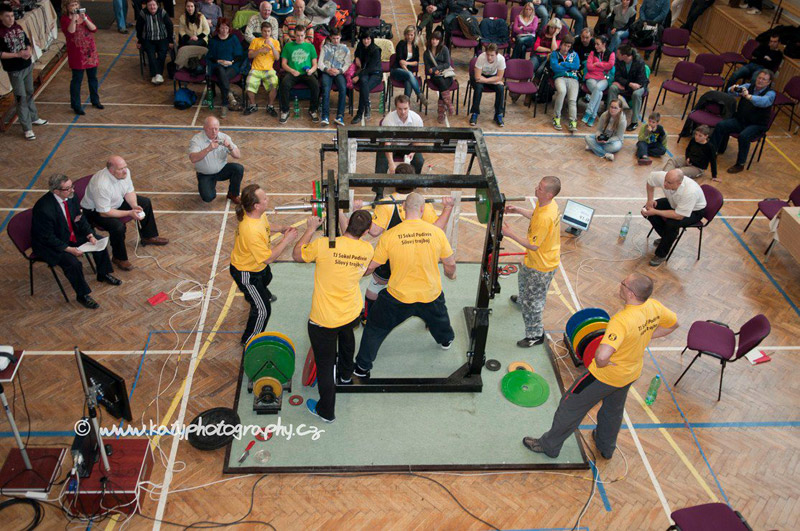 F�ST: Mistrovstv� �R v bench-pressu a silov�m trojboji 2013