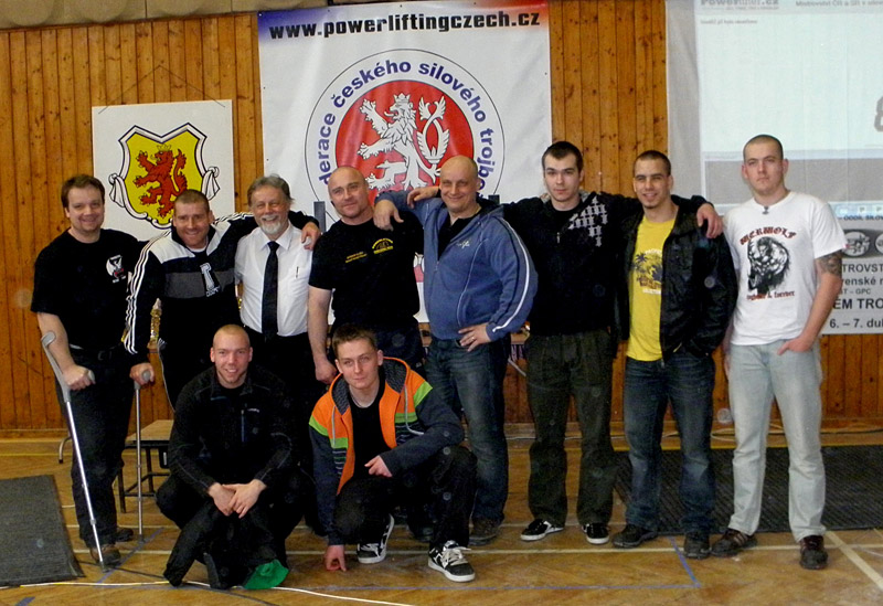 F�ST: Mistrovstv� �R v bench-pressu a silov�m trojboji 2013