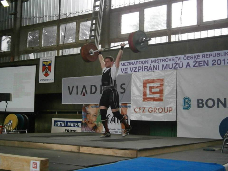 Mezin�rodn� mistrovstv� �R ve vzp�r�n� mu��, �en a juniorek do 23 let 2013
