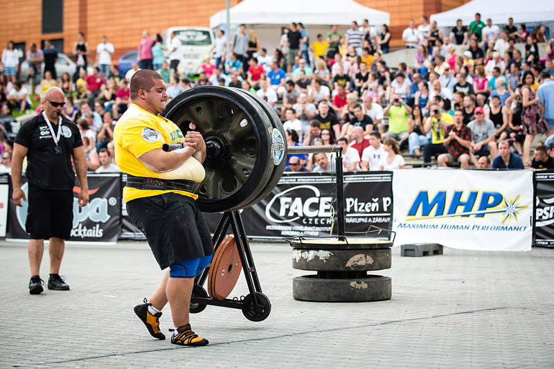 Strongman Champions League Plze� 2013 - Peter Puszer