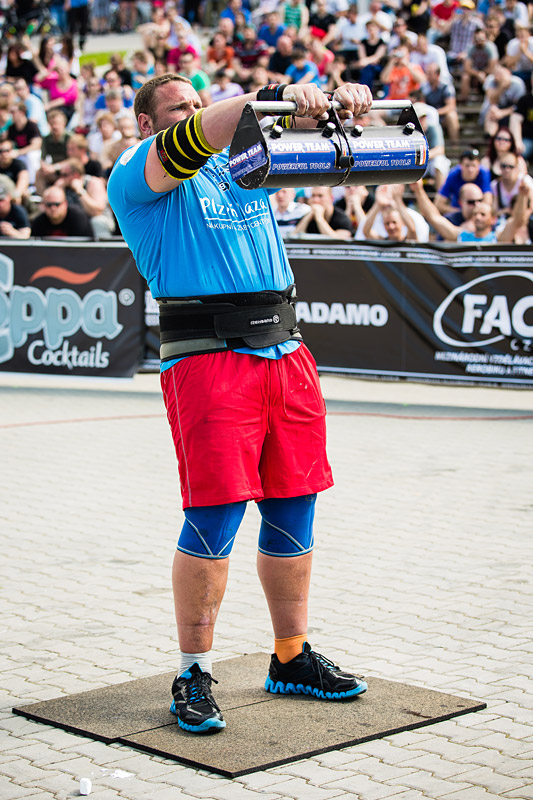 Strongman Champions League Plze� 2013 - Terry Hollands