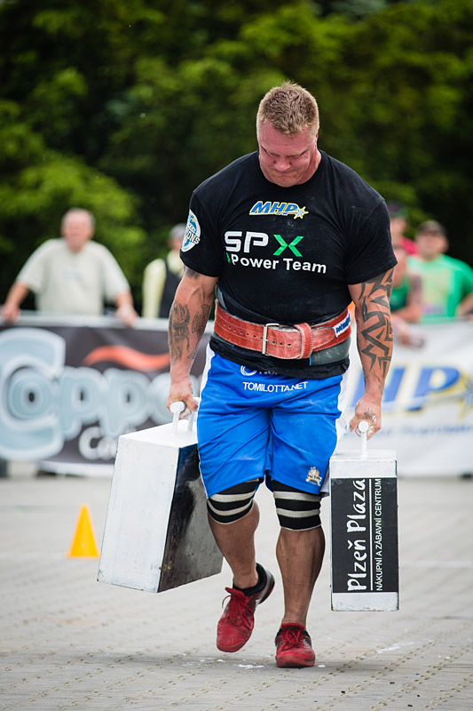 Strongman Champions League Plze� 2013 - Tomi Lotta