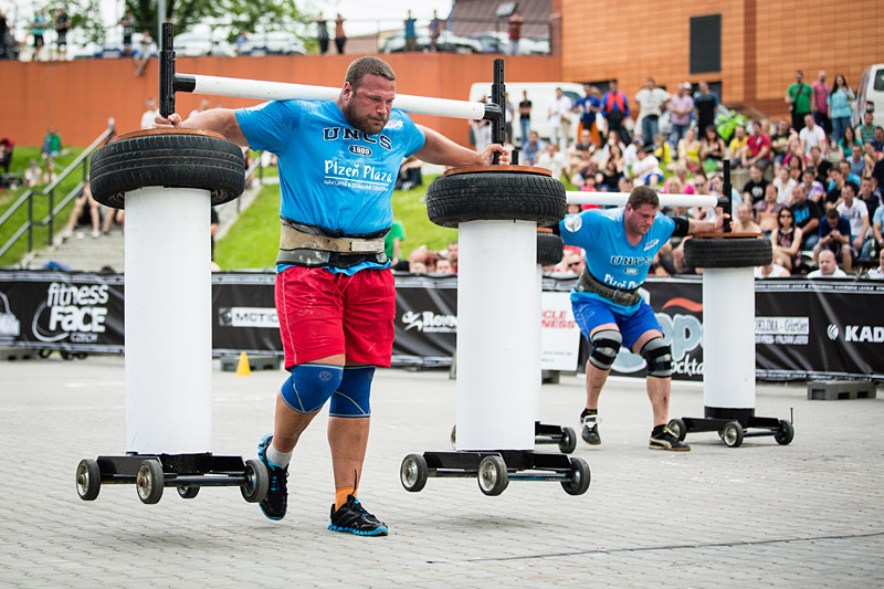 Strongman Champions League Plze� 2013 - Terry Hollands
