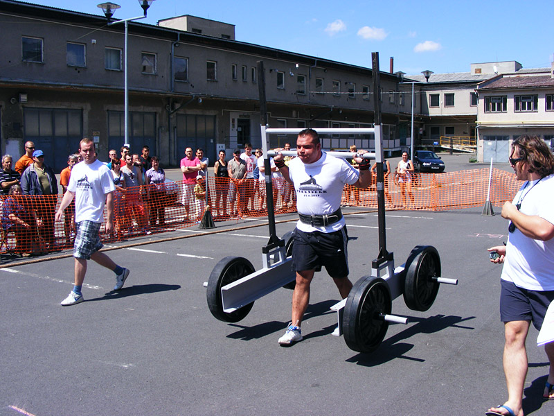 Strongman �ternberk 2013 - Michal Tich�
