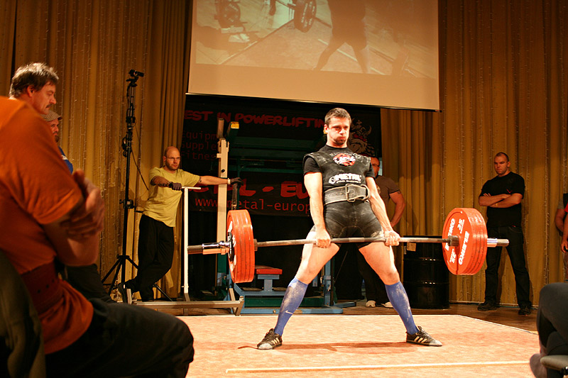 Zden�k Hrach: Mrtv� tah 230 kg