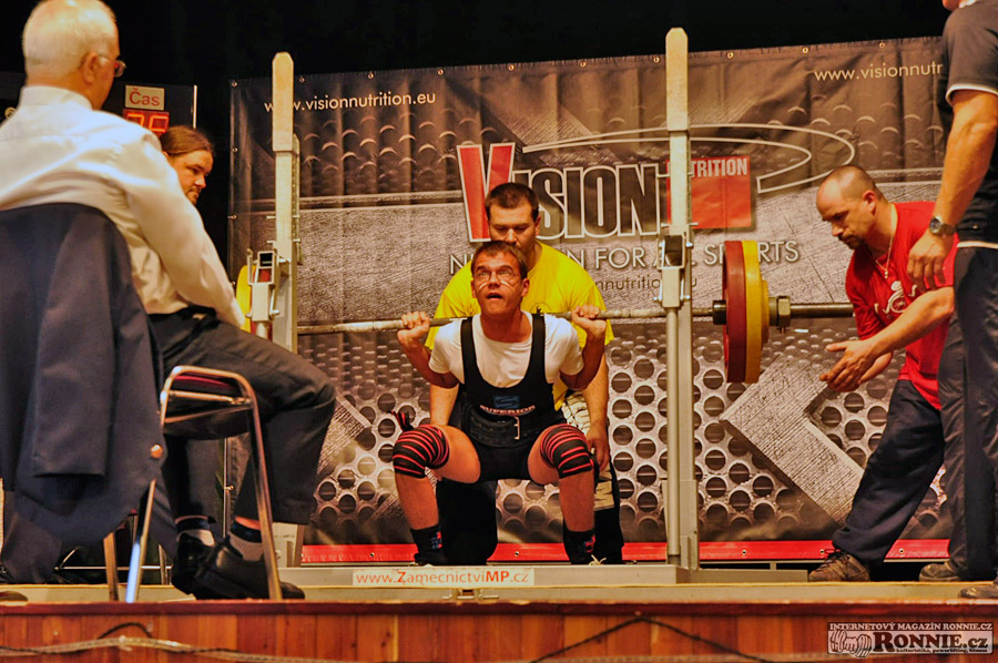 Poh�r starosty m�sta Zb��ova v silov�m trojboji dorostenc� a junior� 2013