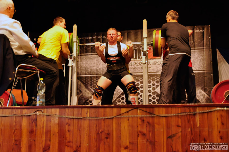 Poh�r starosty m�sta Zb��ova v silov�m trojboji dorostenc� a junior� 2013