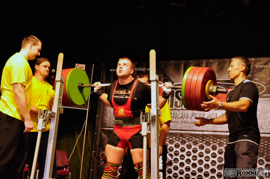 Poh�r starosty m�sta Zb��ova v silov�m trojboji dorostenc� a junior� 2013