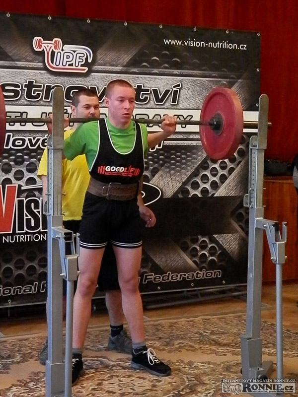 Mistrovstv� ji�n� Moravy v silov�m trojboji mu�� a �en 2014