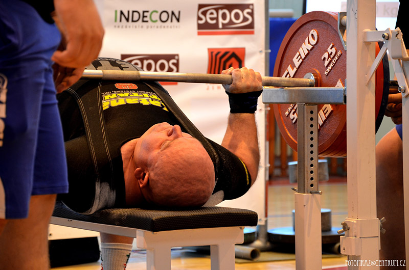 Mistrovstv� �ech v bench-pressu mu�� a �en 2014