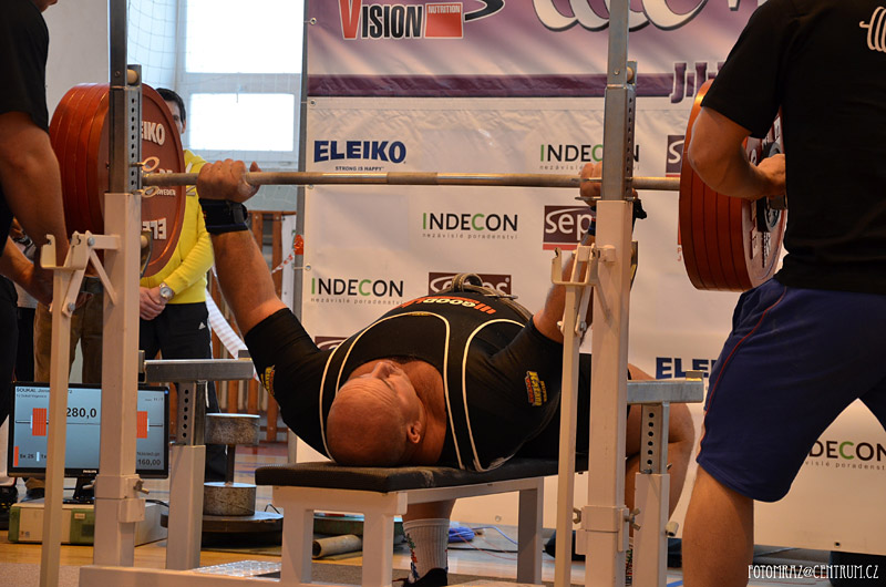 Mistrovstv� �ech v bench-pressu mu�� a �en 2014