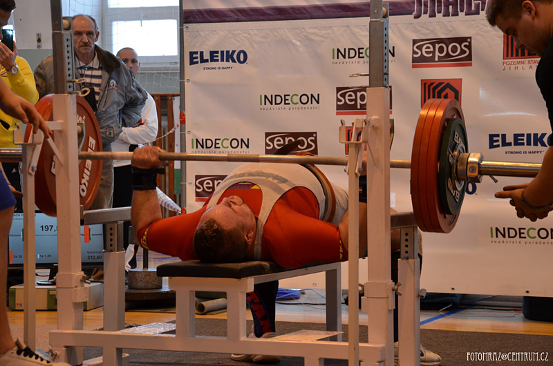 Mistrovstv� �ech v bench-pressu mu�� a �en 2014