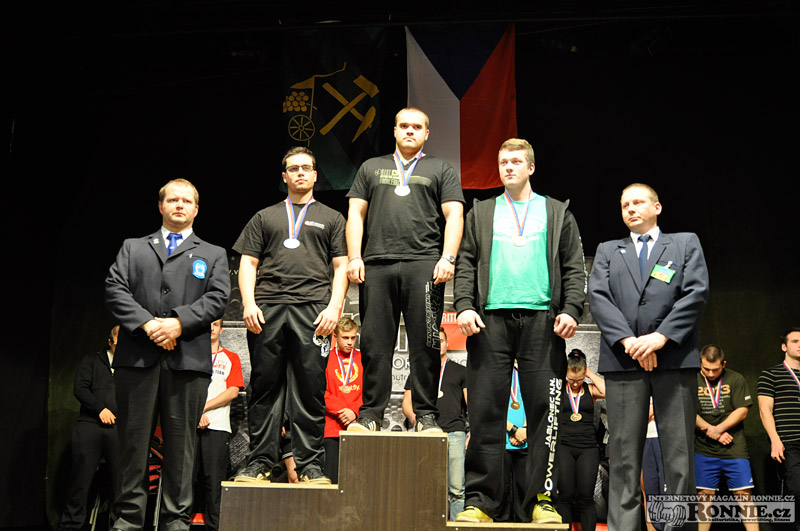 Mistrovstv� �R v bench-pressu junior� a masters 2014