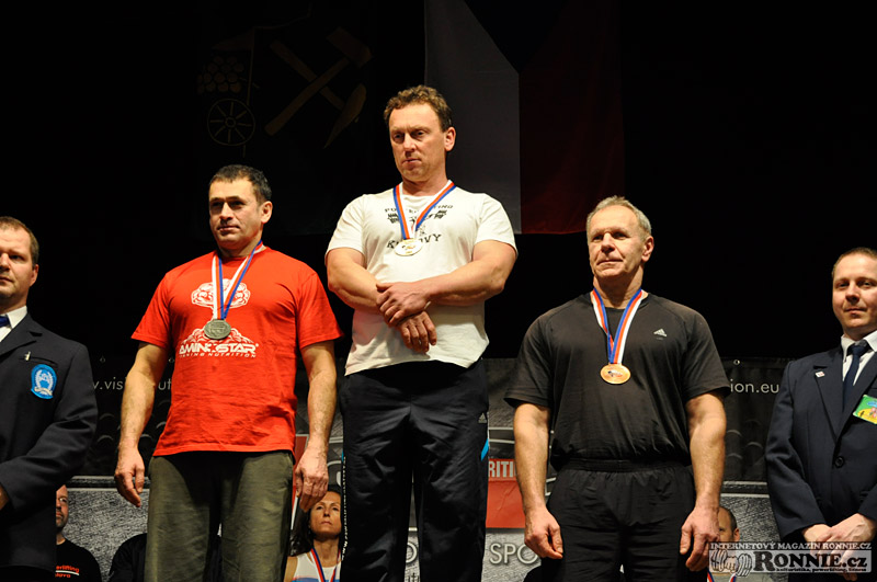Mistrovstv� �R v bench-pressu junior� a masters 2014