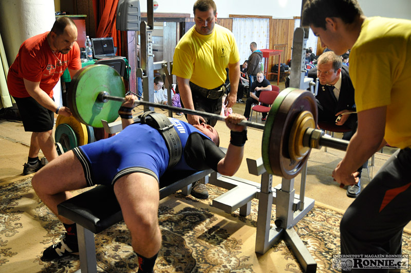 Mistrovstv� �R v bench-pressu junior� a masters 2014