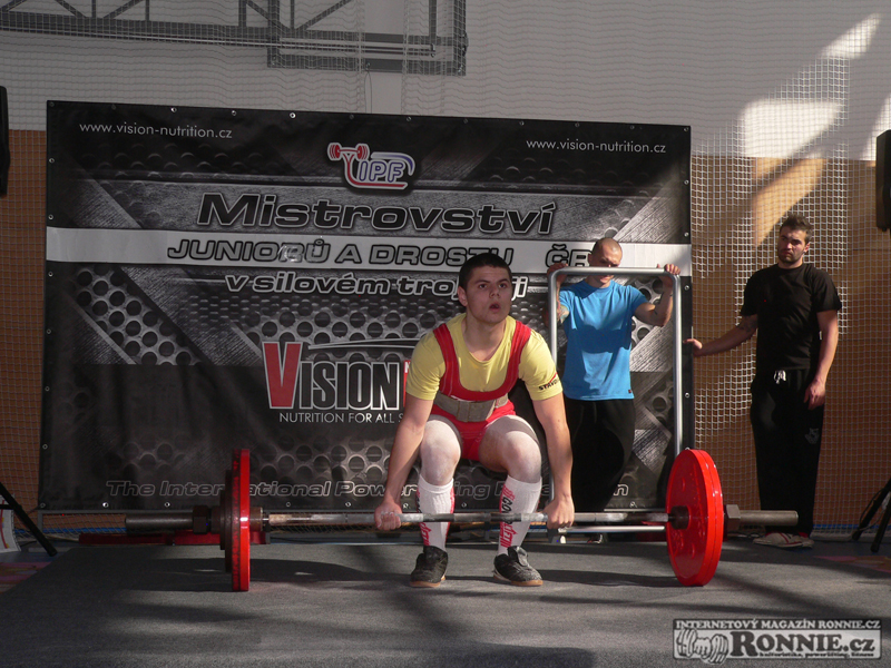 Mistrovstv� �R junior� a dorostenc� v silov�m trojboji 2014