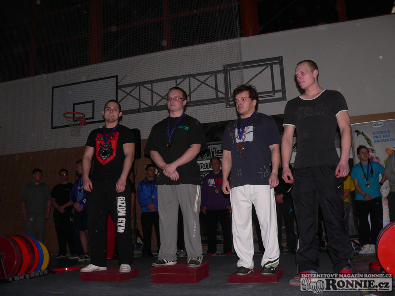 Mistrovstv� �R junior� a dorostenc� v silov�m trojboji 2014