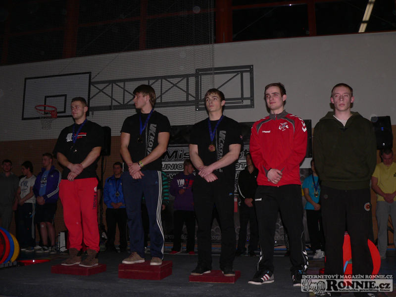 Mistrovstv� �R junior� a dorostenc� v silov�m trojboji 2014