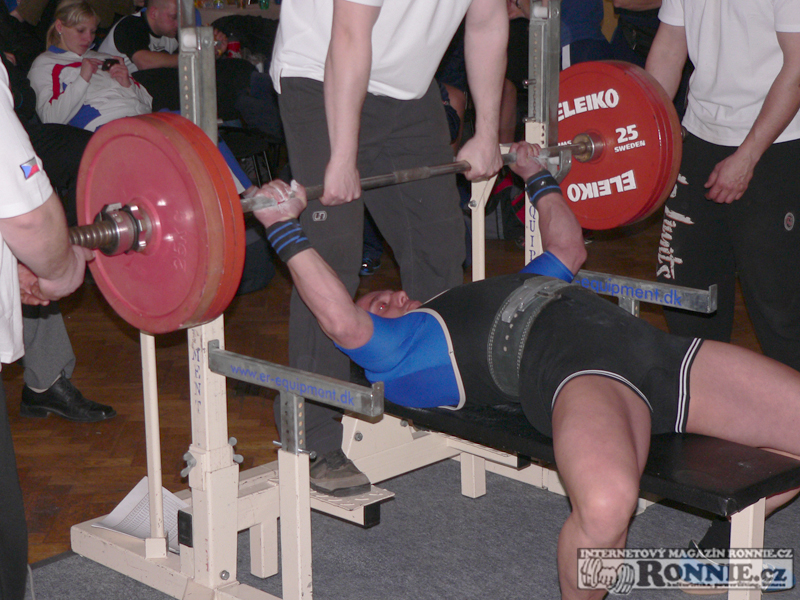 Mistrovstv� �R mu�� a �en v bench-pressu 2014