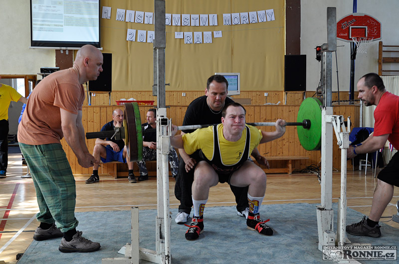 Mistrovstv� Moravy v klasick�m silov�m trojboji 2014