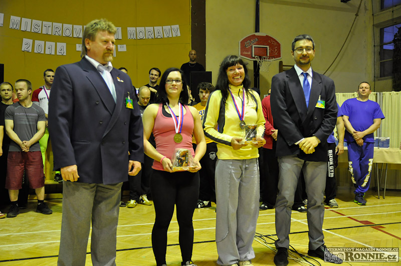 Mistrovstv� Moravy v klasick�m silov�m trojboji 2014