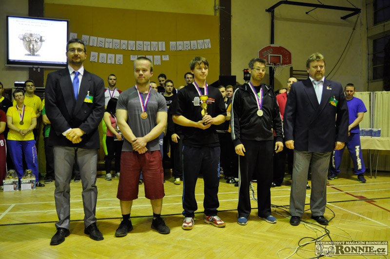 Mistrovstv� Moravy v klasick�m silov�m trojboji 2014