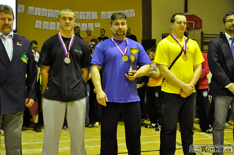 Mistrovstv� Moravy v klasick�m silov�m trojboji 2014