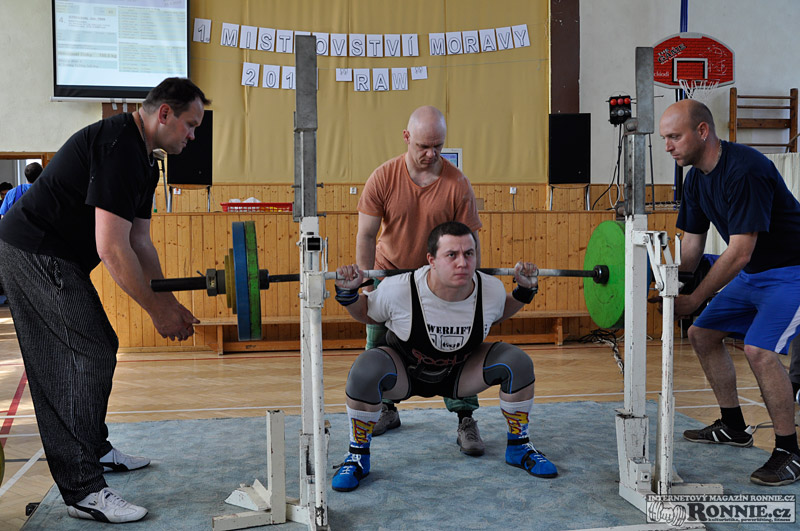 Mistrovstv� Moravy v klasick�m silov�m trojboji 2014