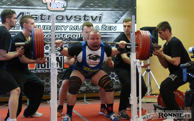 Mistrovstv� �R mu�� a �en v silov�m trojboji 2014