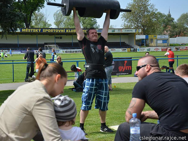 Ji�� Fiala a log lift