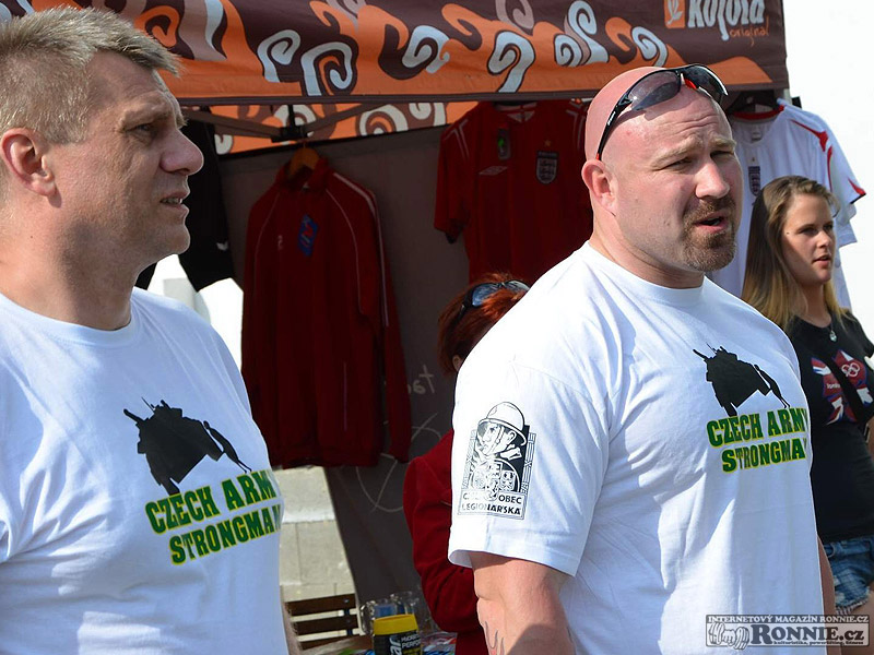 Po�adatel� Karel �ernoch a Radovan Kad�ra