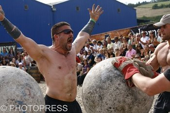 Nestville Strong Men 2014 