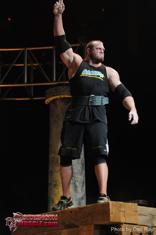 Travis Ortmayer �