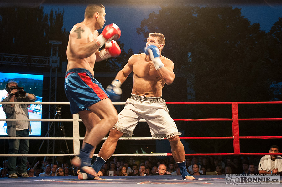 Yangame�s Fight Night