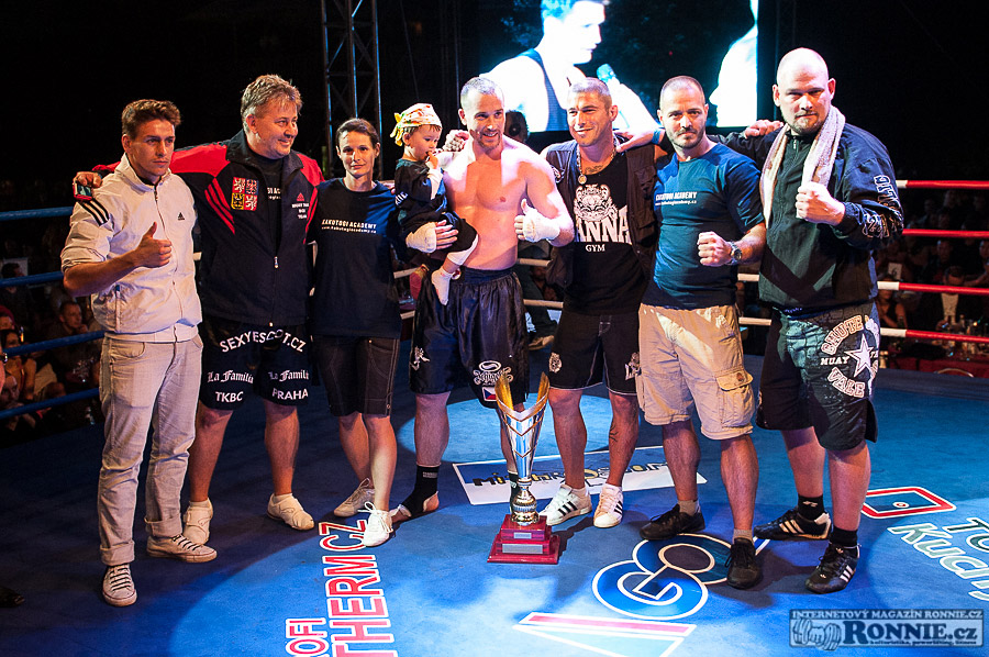 Yangame�s Fight Night