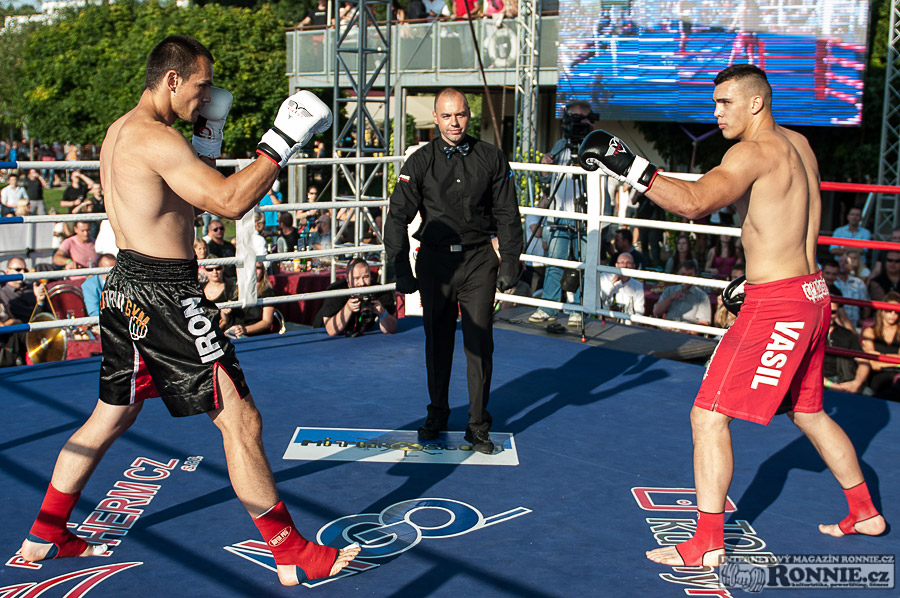Yangame�s Fight Night