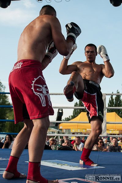 Yangame�s Fight Night