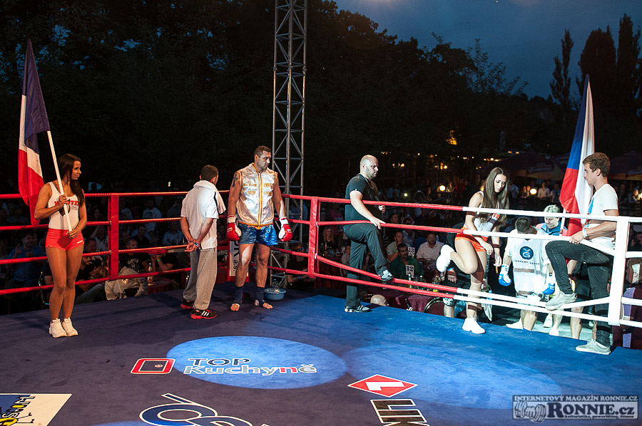 Yangame�s Fight Night