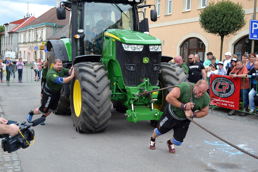 Strongman Gol��v Jen�kov 2014