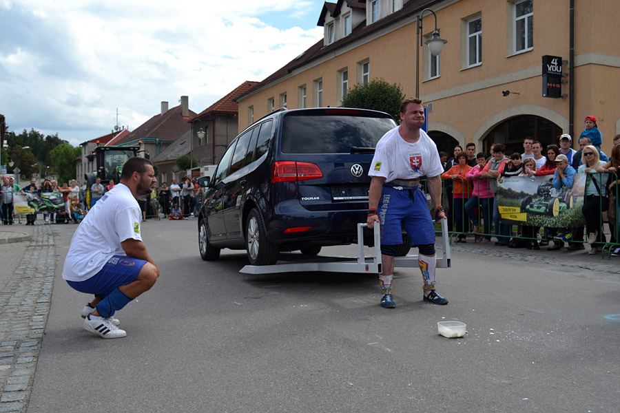 Marek Marku�