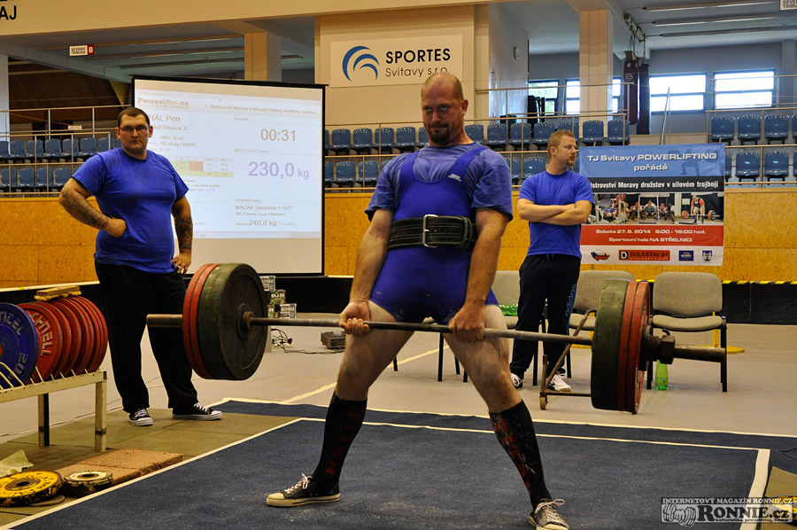 Mistrovstv� Moravy v silov�m trojboji dru�stev 2014